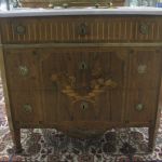 490 3924 CHEST OF DRAWERS